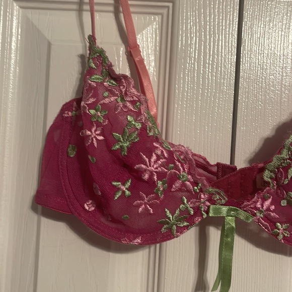 vintage pink flower bra size 34C - Picture 2 of 6